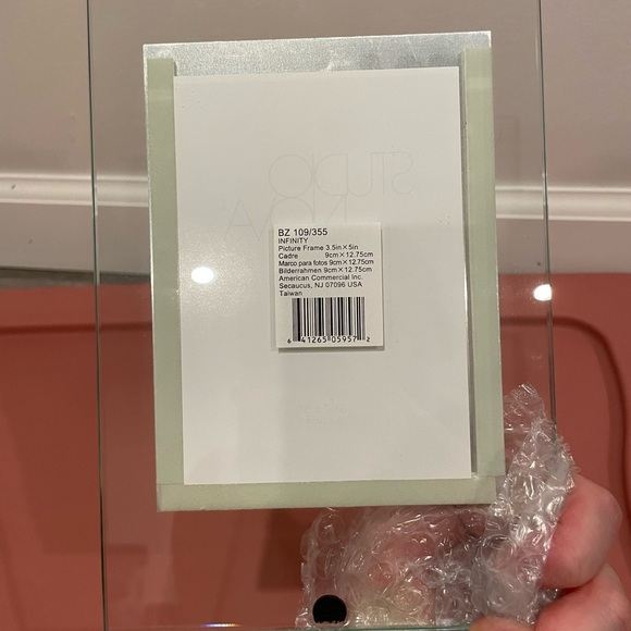 60% off! NWT Studio Nova INFINITY Picture Frame 3.5in x 5in - Picture 7 of 14